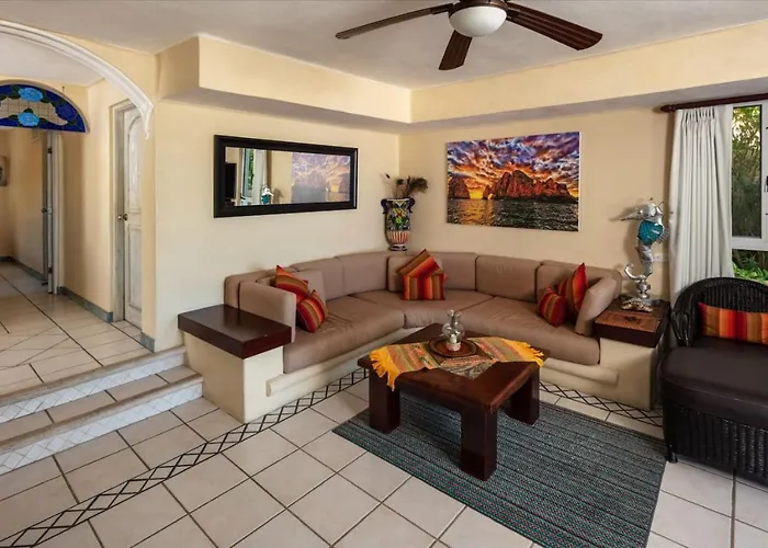 Pedregal, Pool, Jacuzzi, Marina Views, 4bd, 3ba Cabo San Lucas