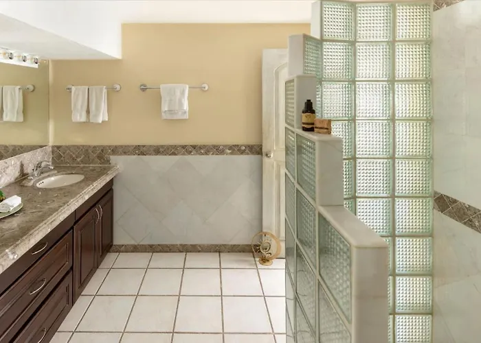 Pedregal, Pool, Jacuzzi, Marina Views, 4bd, 3ba * Cabo San Lucas