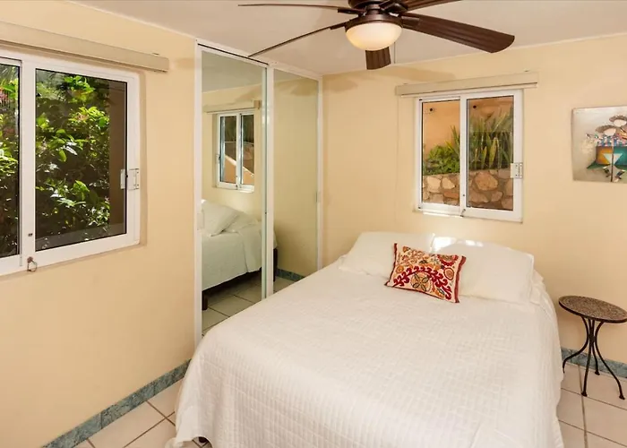 Pedregal, Pool, Jacuzzi, Marina Views, 4bd, 3ba Сasa de vacaciones