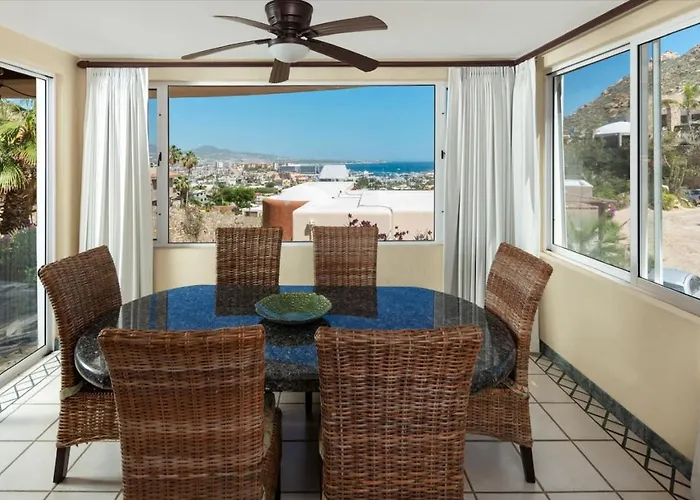 Pedregal, Pool, Jacuzzi, Marina Views, 4bd, 3ba *